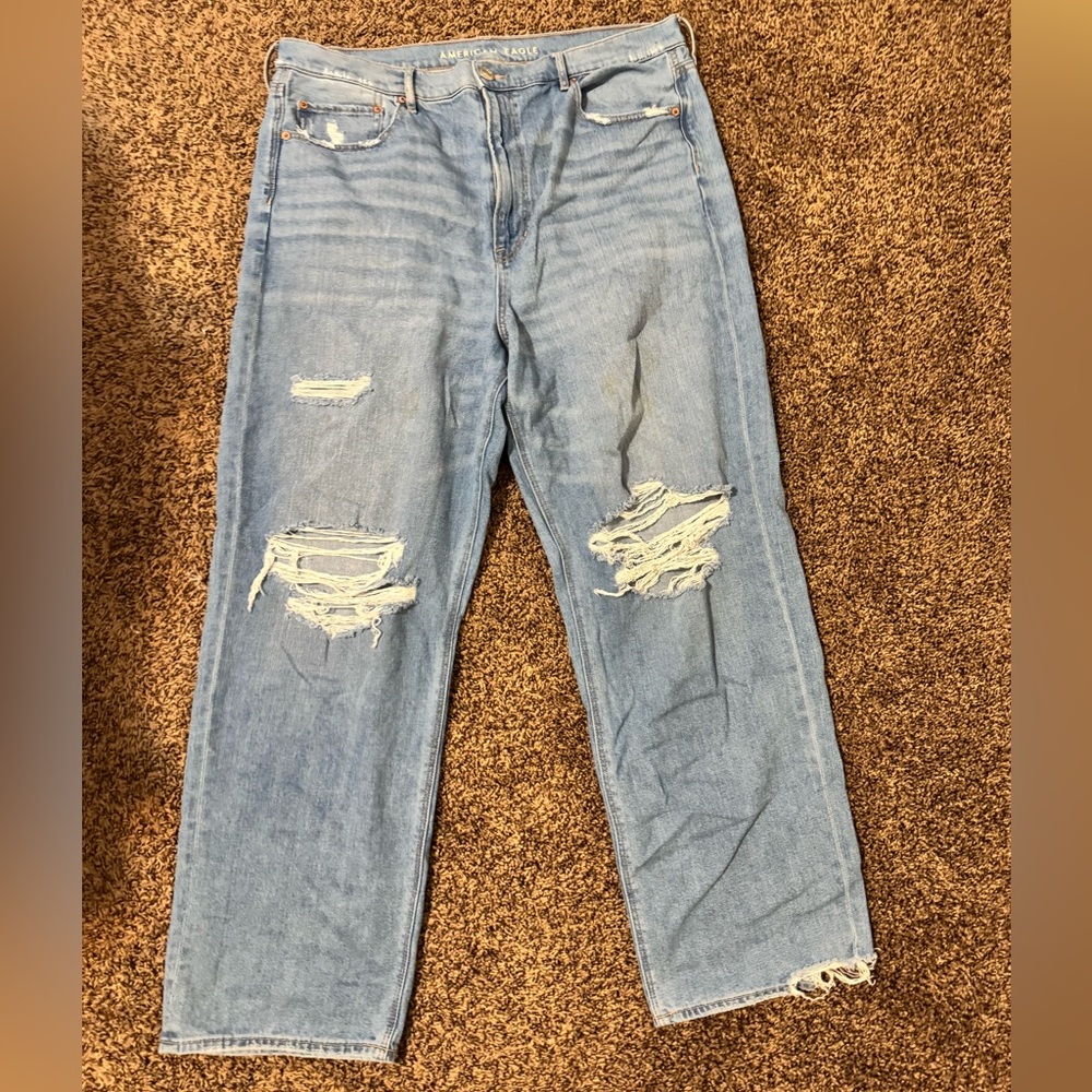 American Eagle Distressed Light Wash Jeans